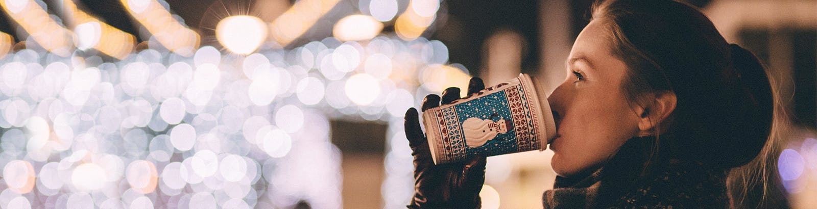 2018 Consumer Holiday Shopping Report holiday research HeroImage - 2018 Consumer Holiday Shopping Report